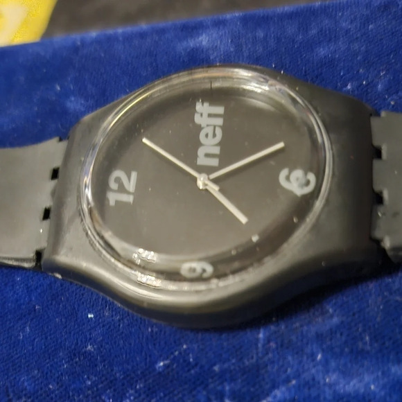 NEFF TYPHOON UNISEX WATCH ALL BLACK - Picture 1 of 6